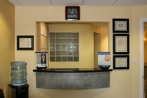 Dr. Dennis Baik-Reception Lobby